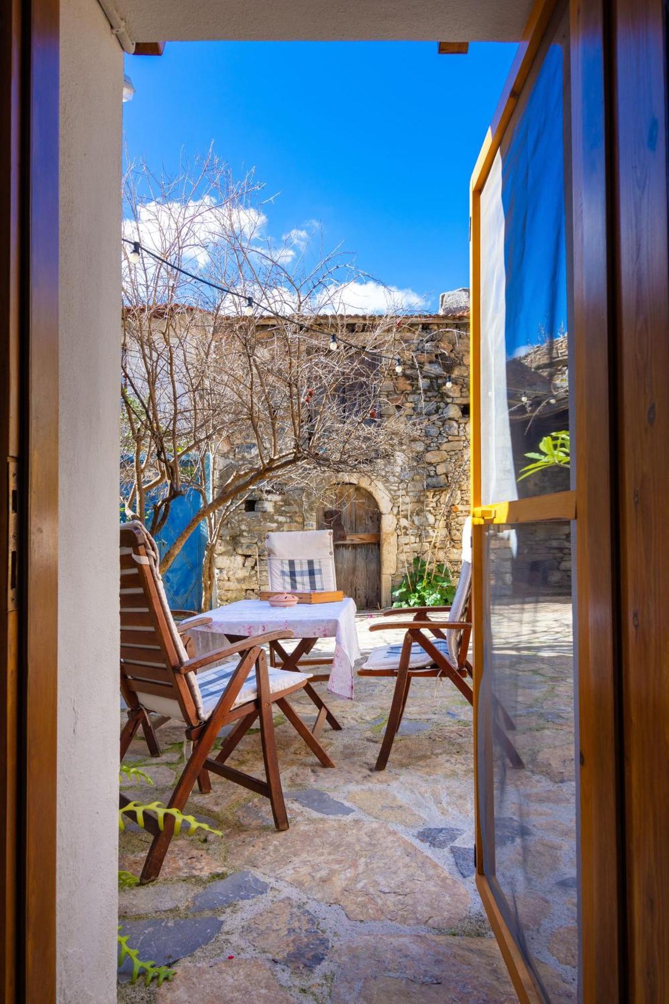 Olive Valley Traditional House Limnai Exterior foto
